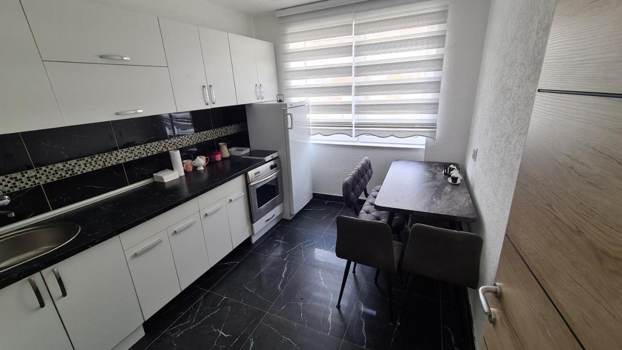 Galata Vip Apartment Novi Pazar Buitenkant foto
